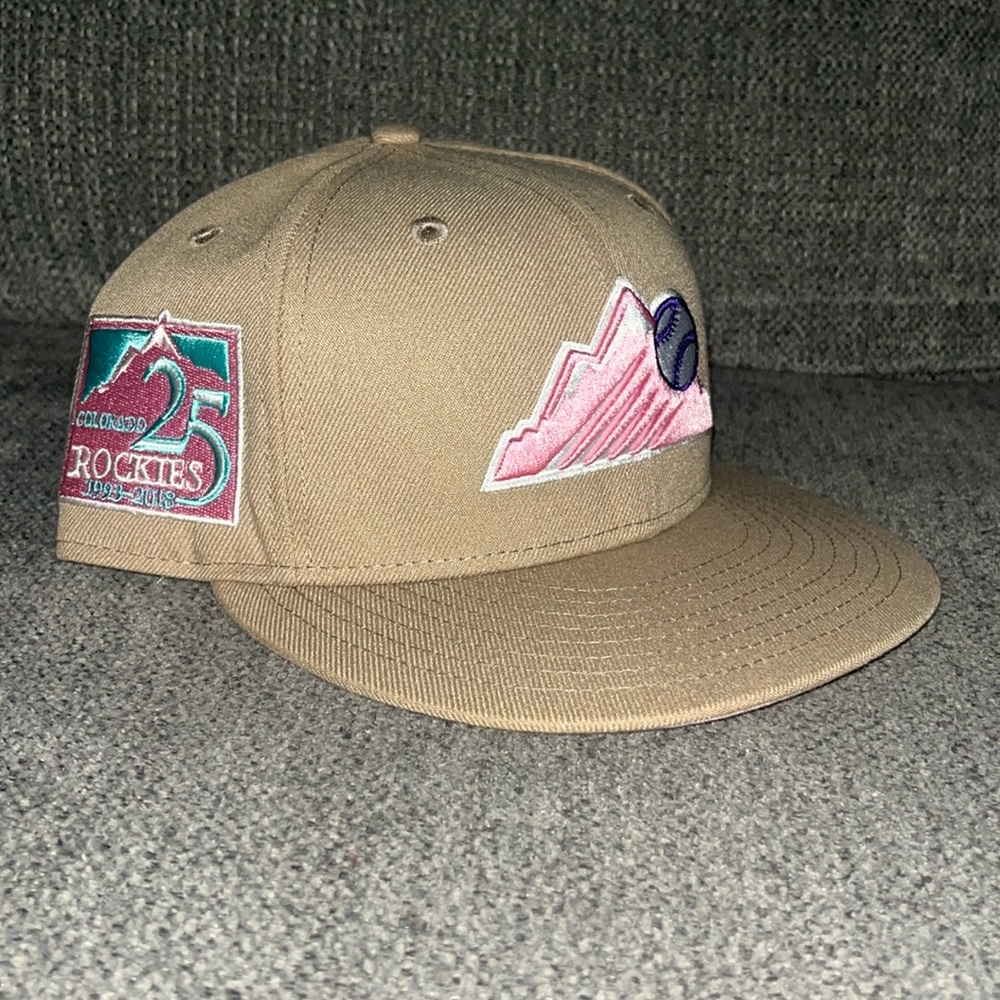Hat Club New Era 7 5/8 Colorado Rockies Cap Sandstorm w/ Pin 25th Beige Pinky UV